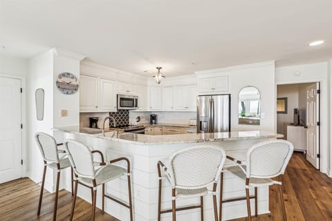 Beautifully Updated Kitchen at 3103 SeaCrest