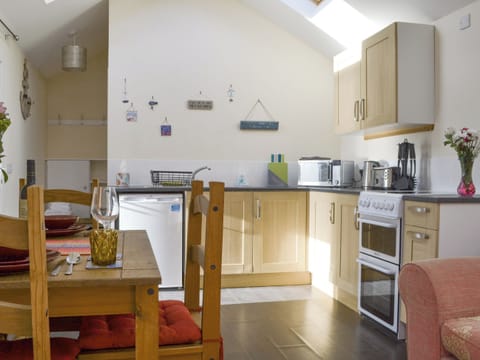 Open plan living space | Mango Pony&rsquo;s Bothy - Five Diabaig, Diabaig