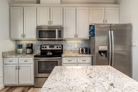 Awake on the Gulf Dauphin Island Pet Friendly