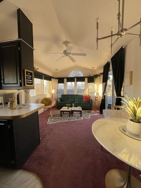 Inside the Tiny Gem.