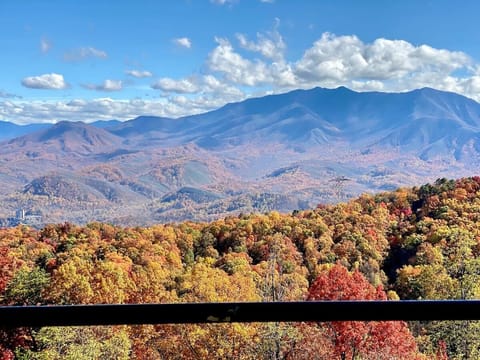 Sweeping Views Of The Great Smoky Mountains National Park Right Off The Deck!