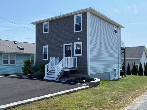14 Angell Road