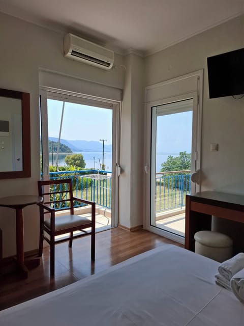 Standard Single Room, Sea View | Minibar, in-room safe, desk, soundproofing