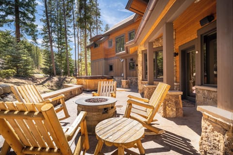 House (4 Bedrooms) | Property amenity