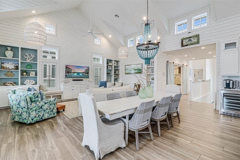 Dining Area, 2nd Floor