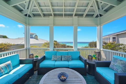 WELCOME TO TOYE COTTAGE IN SEASIDE, FLORIDA!