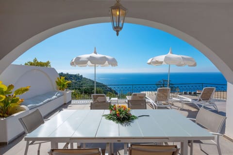 Balcony / Terrace / Patio, Building Exterior, Outdoor, Scenic View