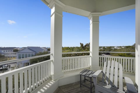 PRIVATE TOWER W/ TOWN AND GULF VIEWS, SMOLIAN CIRCLE LOCATION
