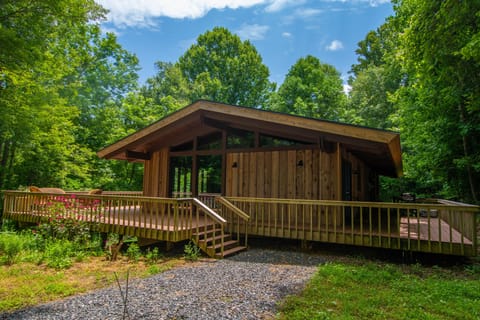 Welcome to Black Dog and total privacy, peace & quiet, your cabin away from home.