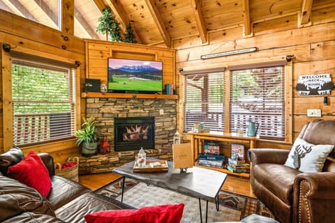 Living room with the GUEST GUIDE to help you make the most of your stay in PF