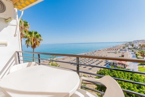 Enjoy the views of this studio in Torremolinos