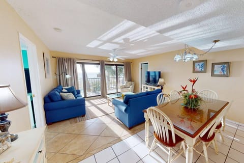 Enjoy an evening meal in the dining area with seating for six.