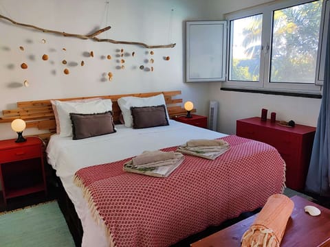 The Wisteria suite sets the perfect mood for your holiday with natural decor elements.