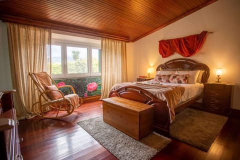 Welcoming, warm colors invite you inside this sunny orchard-facing suite.
