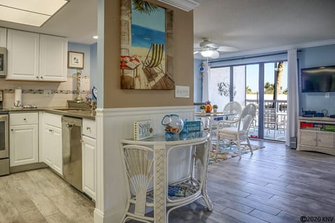 Wish you were here? You can be! Welcome to your next Florida vacation condo.