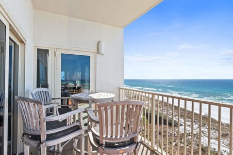 Balcony seating for four — the perfect spot for sunset cocktails.