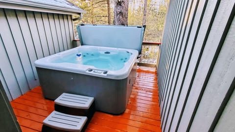 Hot tub on upper deck