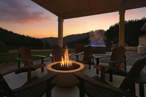 Leavenworth Farmhouse firepit