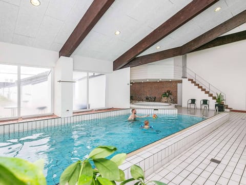 Apartment | Pool | Outdoor pool