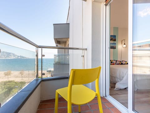 Property, Furniture, Water, Chair, Building, Shade, Interior Design, Floor, Wood, Flooring