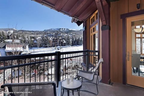 Large Deck with view of slopes