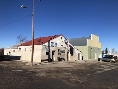 Les's bar serves dinner and the Power Hall is available for rent