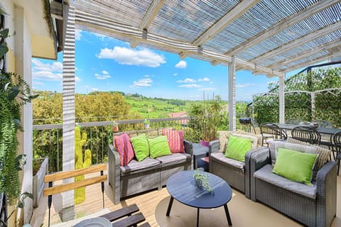 Autumn, Balcony / Terrace / Patio, Building Exterior, City, Outdoor, Scenic View, Spring, Summer, Winter