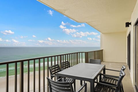 Balcony with seating for a meal