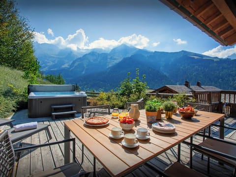 Terrace/Jacuzzi