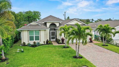 Front of the house 