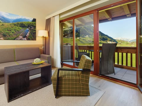 Junior Suite, Balcony, Mountain View | 1 bedroom, premium bedding, pillowtop beds, minibar