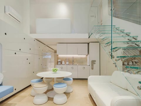 Property, Building, Furniture, White, Product, Table, Azure, Textile, Comfort, Interior Design