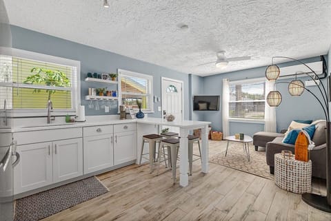 Cozy open concept design with everything you'll need to relax after a day at the beach or exploring the Historic District!