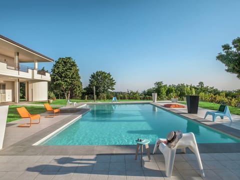 Villa | Pool | Indoor pool, outdoor pool