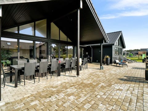 House | Dining
