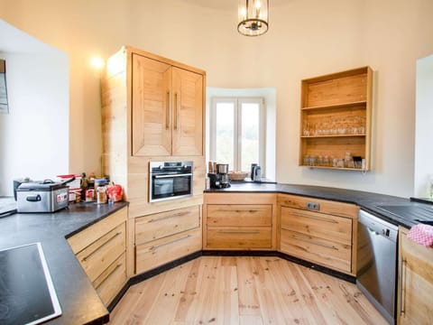 House | Private kitchen | Fridge