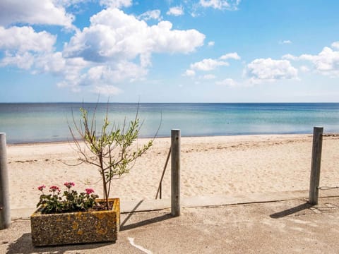 House | Beach