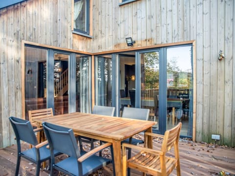 House | Dining