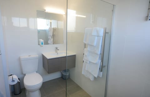 Family Room | Bathroom | Towels