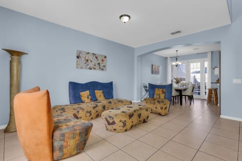 1st floor living room