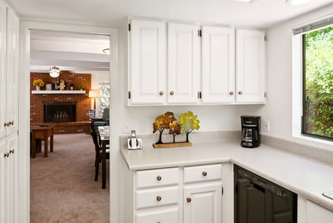 A view of the kitchen