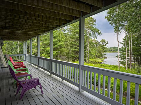 Deck overlooking the tidal Jordan River