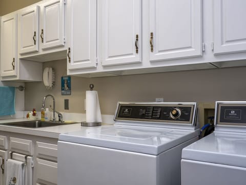 Full size washer/dryer