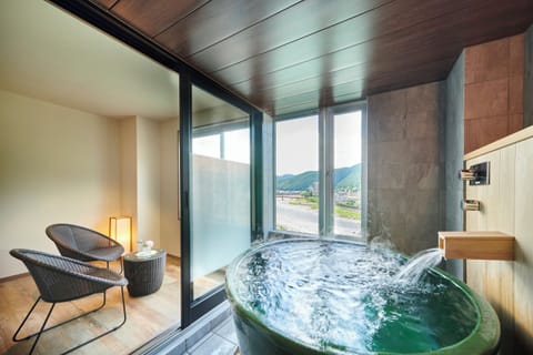 [Momose or Chihako] Natural hot spring with semi open-air bath | Bathroom | Slippers, electronic bidet, towels