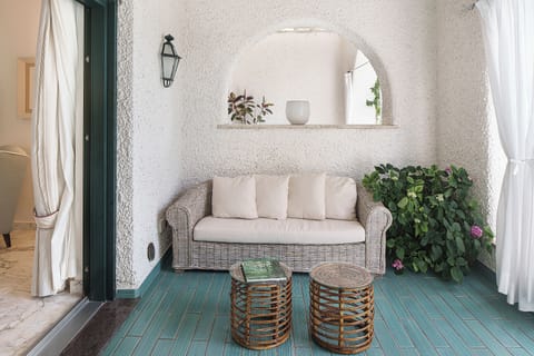 Deluxe Room, Terrace, Garden View | Terrace/patio