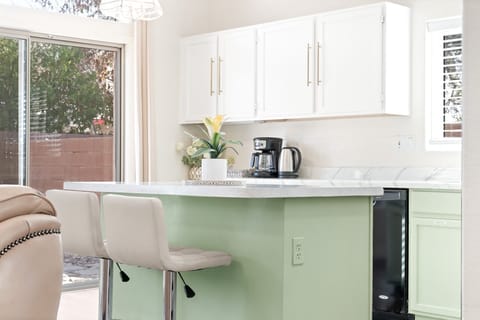 Kitchen: Coffee and tea to make a great morning