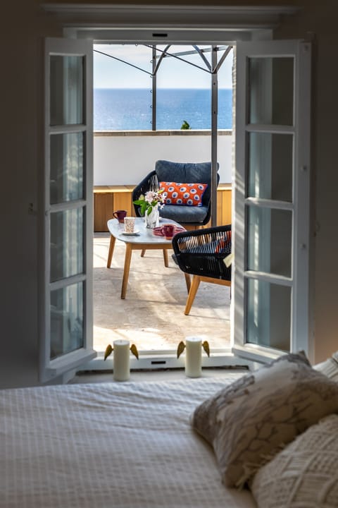 Exclusive Apartment, Ensuite, Sea View (Stella)