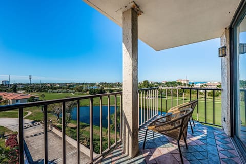2-web-or-mls-Balcony 2