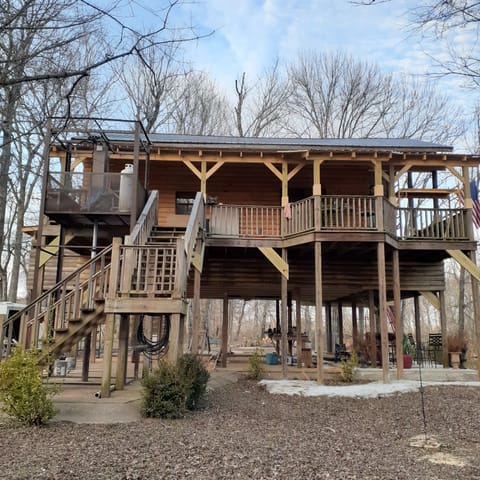 view of cabin when you pull up 