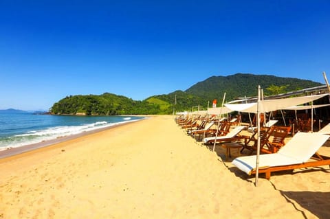 Beach nearby, 3 beach bars